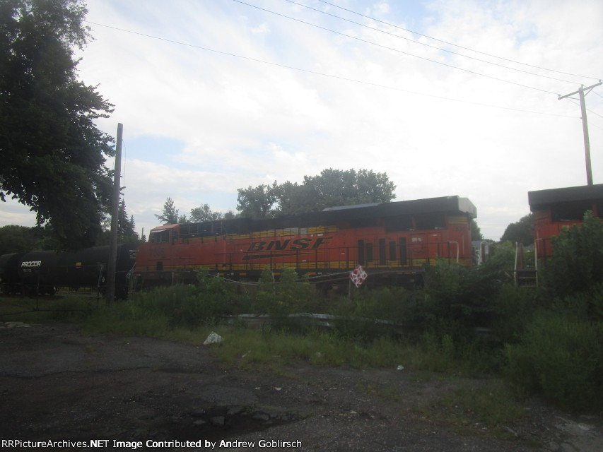 BNSF 7836 behind